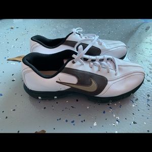 Men’s golf cleats